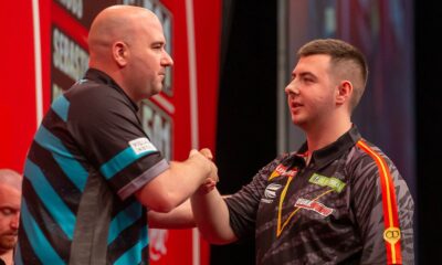 Rob Cross i Sebastian Białecki podczas Poland Darts Masters 2024