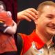 Dimitri van den Bergh podczas Superbet Poland Darts Masters 2023