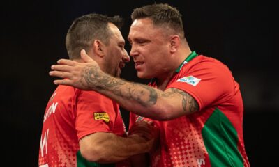 Jonny Clayton i Gerwyn Price podczas World Cup of Darts 2023